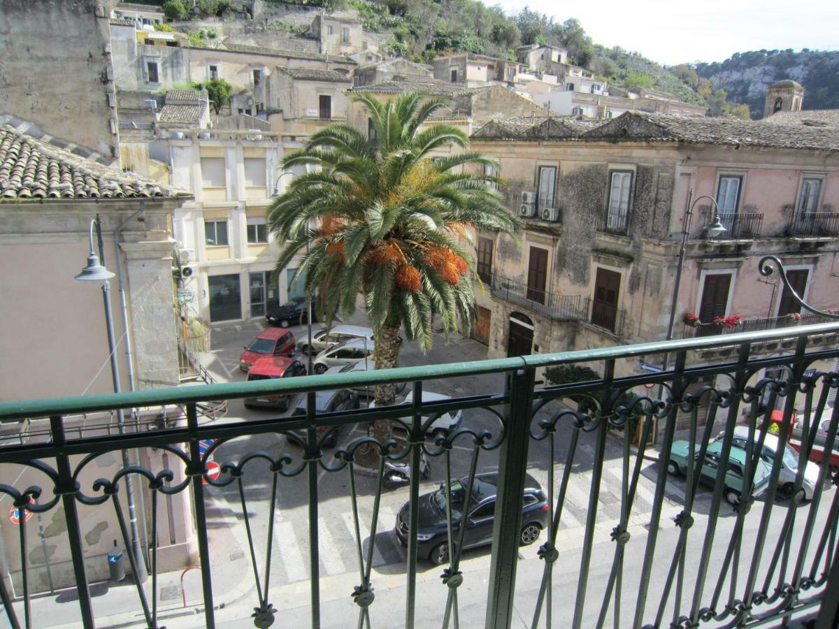 Casa Vacanze Mafalda Apartment Modica Bagian luar foto