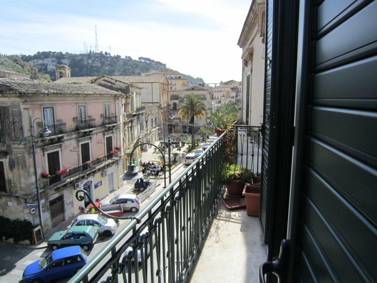 Casa Vacanze Mafalda Apartment Modica Bagian luar foto